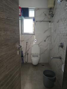 Common Bathroom Image of 575 Sq.ft 1 BHK Apartment / Flat for sale in Dahisar East Mumbai for Rs. 9500000