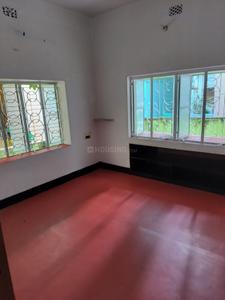 Bedroom Image of 650 Sq.ft 2 BHK Builder Floor for rent in Baghajatin Kolkata for Rs. 10000