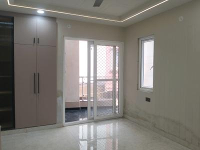 Bedroom Image of 1800 Sq.ft 4 BHK Builder Floor for sale in Shahdara New Delhi for Rs. 18000000