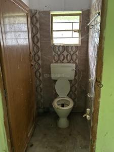 Bathroom Image of 1250 Sq.ft 3 BHK Apartment / Flat for sale in Sodepur Kolkata for Rs. 3800000