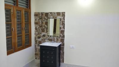 Bedroom Image of 2152 Sq.ft 3 BHK Independent House for rent in Gomti Nagar Lucknow for Rs. 27000