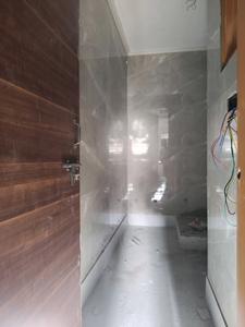 Common Bathroom Image of 600 Sq.ft 2 BHK Apartment / Flat for sale in Sangam Vihar New Delhi for Rs. 3500000