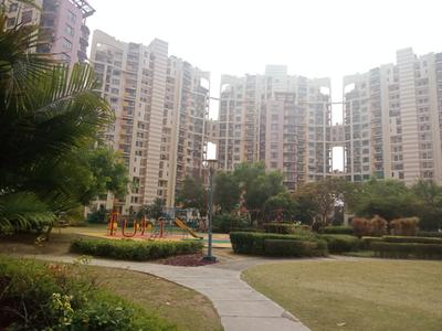 Image of 2490 Sq.ft 3 BHK Apartment / Flat for sale in Unitech The Close South, Sector 50, Gurgaon for Rs. 44000000