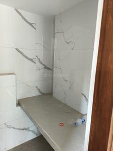 Bathroom Image of 1726 Sq.ft 3 BHK Apartment / Flat for sale in Hubtown Seasons, Chembur Mumbai for Rs. 63000000