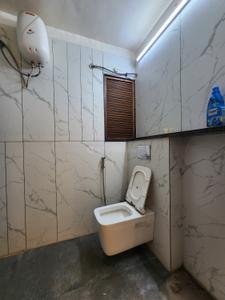 Bathroom Image of 2201 Sq.ft 4 BHK Apartment / Flat for rent in Wanwadi Pune for Rs. 75000