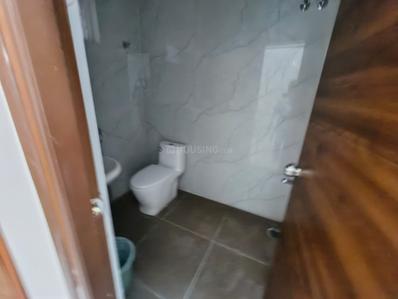 Image of 1200 Sq.ft 2 BHK Apartment / Flat for rent in Puppalaguda, Hyderabad for Rs. 35000