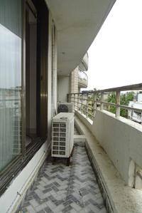 Balcony Image of 1500 Sq.ft 3 BHK Apartment / Flat for rent in Vile Parle East Mumbai for Rs. 140000
