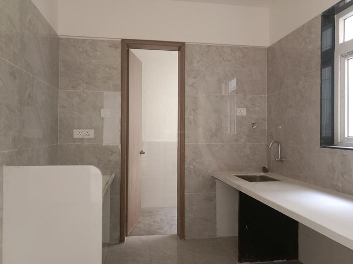 Pearl Eminent Main Image 1