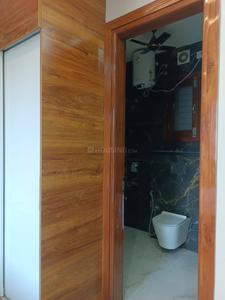 Bathroom Image of 1100 Sq.ft 2 BHK Apartment / Flat for rent in ITM Enclave, Palam Vihar Extension Gurgaon for Rs. 32500