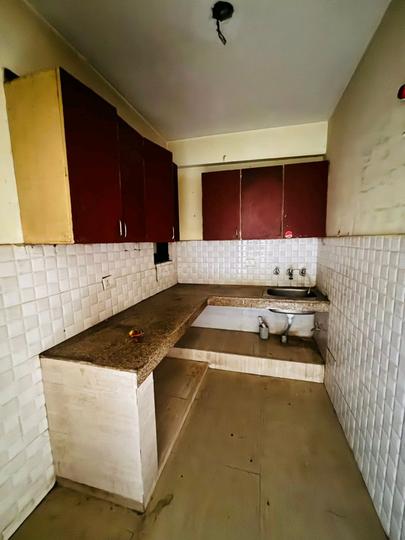 Sultanpur verify flats and buildings Kitchen 1