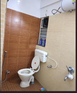 Bathroom Image of 980 Sq.ft 2 BHK Apartment / Flat for rent in Kumar Primavera B6, Wadgaon Sheri Pune for Rs. 36000