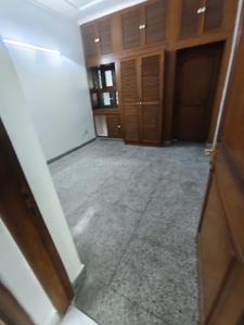 Bedroom Image of 1100 Sq.ft 2 BHK Apartment / Flat for rent in DDA RWA Munirka DDA Flats, Vasant Vihar New Delhi for Rs. 50000