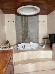 Image of 1800 Sq.ft 2 BHK Apartment / Flat for sale in Marine Lines, Mumbai for Rs. 107500000