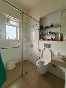 Bathroom Image of 2450 Sq.ft 4 BHK Apartment / Flat for sale in Godrej The Trees Phase 2, Vikhroli East Mumbai for Rs. 107500000
