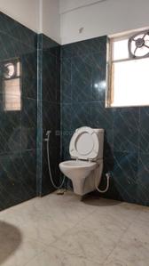 Image of 980 Sq.ft 2 BHK Apartment / Flat for rent in Chinar Park, Kolkata for Rs. 18000