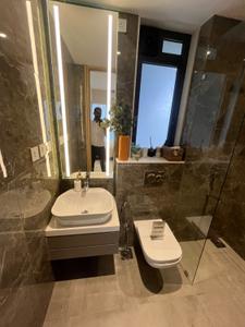 Bathroom Image of 885 Sq.ft 2 BHK Apartment / Flat for sale in Godrej Horizon, Wadala Mumbai for Rs. 35000000