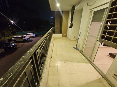 Balcony Image of 1995 Sq.ft 3.5 BHK Apartment / Flat for sale in Gulshan Ikebana, Sector 143 Noida for Rs. 32000000