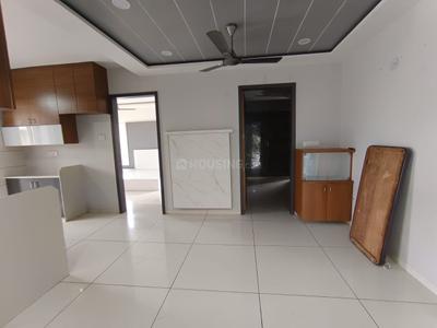 Living Room Image of 1050 Sq.ft 3 BHK Apartment / Flat for rent in J CON Shubh Gruh, Tulsi Park Rajkot for Rs. 25000