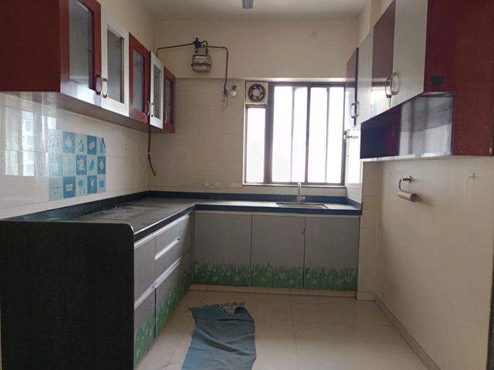 Chaphalkar Elina Living Main Image 1