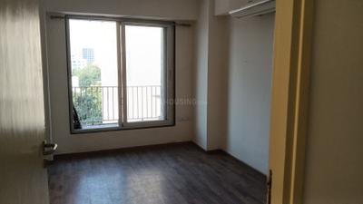 Bedroom Image of 1700 Sq.ft 3 BHK Apartment / Flat for rent in Navrangpura Ahmedabad for Rs. 50000