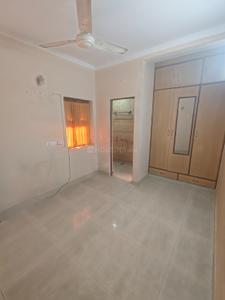 Bedroom Image of 900 Sq.ft 2 BHK Apartment / Flat for sale in Vikaspuri New Delhi for Rs. 12000000