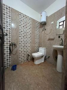 Bathroom Image of 1250 Sq.ft 3 BHK Independent House for rent in Vaishali Ghaziabad for Rs. 25000