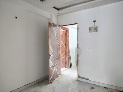 Living Room Image of 1100 Sq.ft 2 BHK Apartment / Flat for sale in Trinity Solitaire, Noida Extension Greater Noida for Rs. 3899000