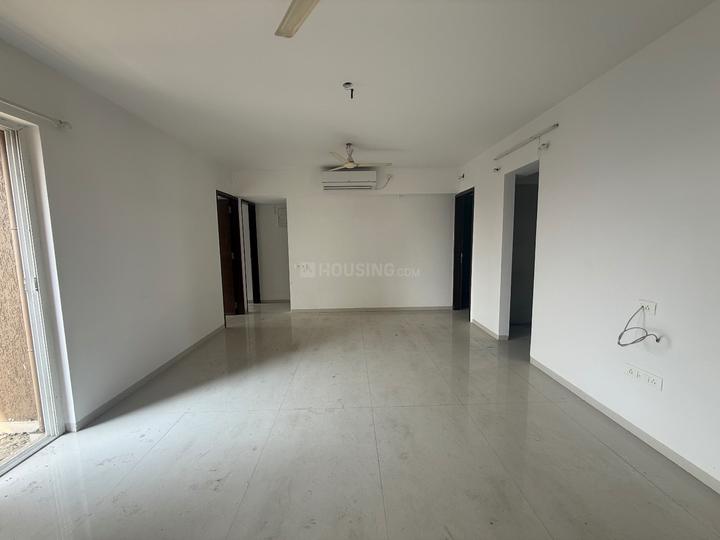 Akshar Alvario Main Image 1