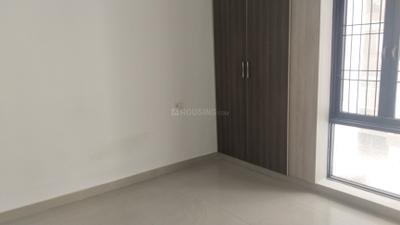 Bedroom Image of 1700 Sq.ft 3 BHK Apartment / Flat for sale in Cosmos Golden Heights, Crossings Republik Ghaziabad for Rs. 9900000