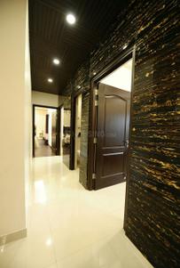 Passage Image of 2350 Sq.ft 3 BHK Apartment / Flat for sale in Uddhav Beverly Park, Khandwala Amritsar for Rs. 11500000