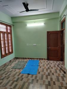 Bedroom Image of 1600 Sq.ft 2 BHK Builder Floor for rent in Indira Nagar Lucknow for Rs. 18000