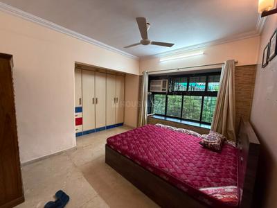 Bedroom Image of 1300 Sq.ft 3 BHK Apartment / Flat for rent in Andheri West Mumbai for Rs. 110000