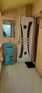 Bedroom Image of 900 Sq.ft 2 BHK Apartment / Flat for rent in Dum Dum Kolkata for Rs. 22000