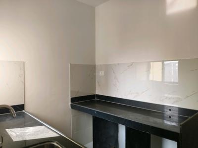 Kitchen Image of 450 Sq.ft 1 BHK Apartment / Flat for sale in Runwal Gardens, Dombivli East Thane for Rs. 3500000