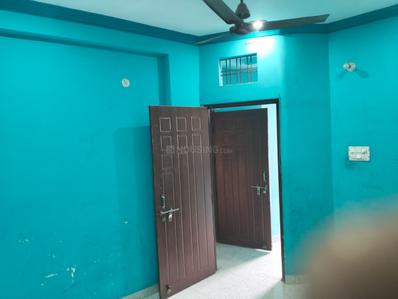 Bedroom Image of 550 Sq.ft 1 BHK Apartment / Flat for rent in Aminabad Lucknow for Rs. 9000