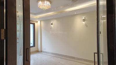 Living Room Image of 2000 Sq.ft 3 BHK Builder Floor for rent in Greater Kailash I New Delhi for Rs. 110000
