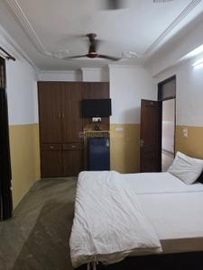 Bedroom Image of 300 Sq.ft 1 RK Apartment / Flat for rent in Sarita Vihar New Delhi for Rs. 20000