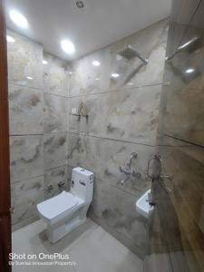 Bathroom Image of 750 Sq.ft 2 BHK Builder Floor for rent in Razapur Khurd New Delhi for Rs. 24500