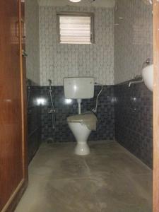 Common Bathroom Image of 1050 Sq.ft 3 BHK Apartment / Flat for sale in Santoshpur Kolkata for Rs. 3500000