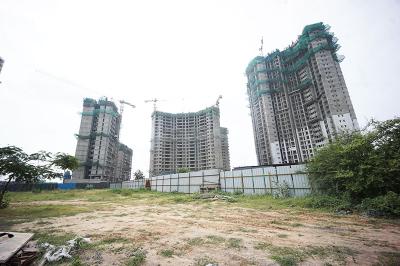 Image of 1600 Sq.ft 2 BHK Apartment / Flat for sale in Shivalik Skyview, Gujarat International Finance Tec City, Gandhinagar for Rs. 15500000