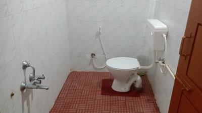 Bathroom Image of 600 Sq.ft 1 BHK Independent House for rent in Basavanagudi Bengaluru for Rs. 16000
