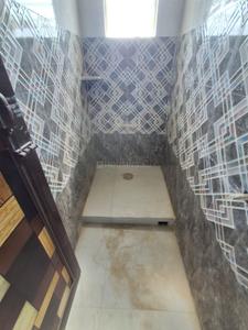 Bathroom Image of 930 Sq.ft 2.5 BHK Apartment / Flat for sale in Keshtopur Kolkata for Rs. 4000000