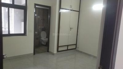 3 BHK Semi Furnished Flat