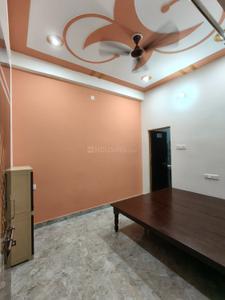 Bedroom Image of 750 Sq.ft 1 BHK Apartment / Flat for rent in Susuwahi Varanasi for Rs. 10000