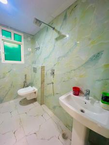 Image of 1050 Sq.ft 2 BHK Apartment / Flat for sale in Capital Home 3, Sector 73, Noida for Rs. 4250000