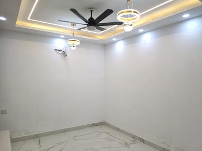 Living Room Image of 900 Sq.ft 3 BHK Apartment / Flat for sale in Swaraj Homes RWA Block A Mahavir Enclave Part 2, Mahavir Enclave New Delhi for Rs. 8000000