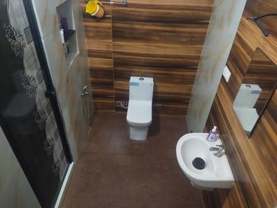 Image of 2280 Sq.ft 4 BHK Independent House for rent in Vyttila, Kochi for Rs. 50000
