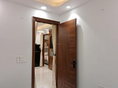 Bedroom Image of 700 Sq.ft 3 BHK Builder Floor for rent in Dwarka Mor New Delhi for Rs. 32000