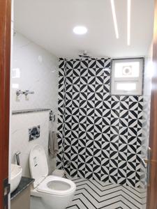 Common Bathroom One Image of 1700 Sq.ft 3 BHK Apartment / Flat for sale in Sukh Sagar Apartments, Sector 9 Dwarka New Delhi for Rs. 31000000