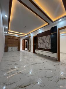 Hall Image of 1750 Sq.ft 4 BHK Apartment / Flat for sale in Sector 73 Noida for Rs. 8750000